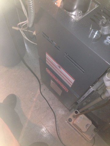 Furnace repair call. Customer has a janitrol  gas furnace. Model number GUI075-3.Perform furnace inspection. Found a bad blower motor. Found a bad circuit board. Furnace is 22 years old. Install a new 80% efficient goodman furnace. Install new thermostat. If you have a older furnace. Have a annual tune up, and safety inspection. 