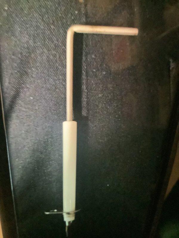 Performed scheduled MVP Heating maintenance service with 8am confirmed right-hand. Inspected and cleaned ventilation components, including air filter replacement. Utilized specialized tools for accessing restricted areas of the heating system.