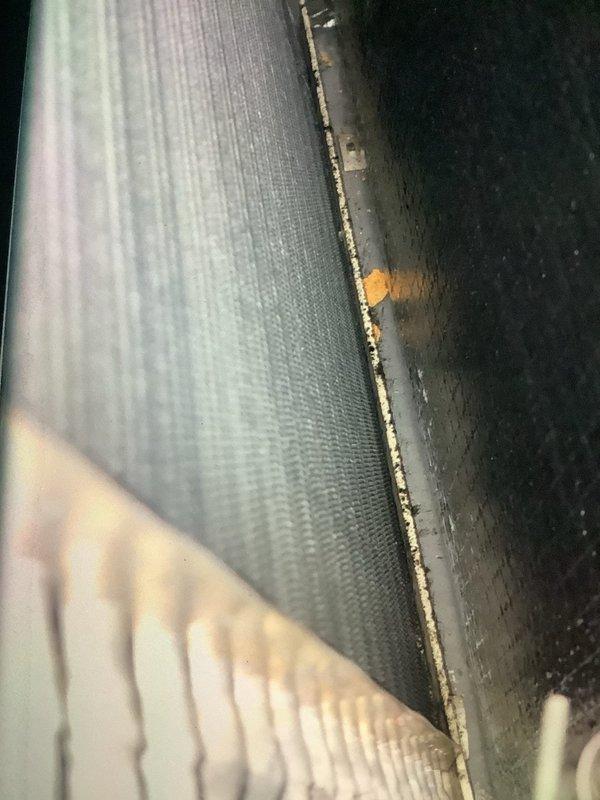 Performed routine heating maintenance on a 6-year-old Lennox system. Conducted standard tune-up procedures and verified proper system operation. Noted minor dust accumulation at component junctions, documented equipment serial number P18091784, and confirmed MVP coverage through 2024.