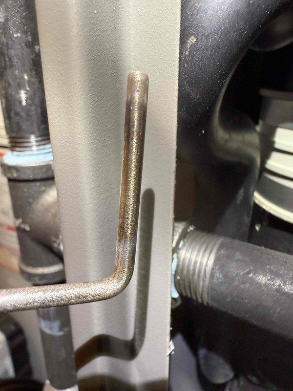 Performed recurring MVP heating service on a 7-year-old furnace system. Inspected copper refrigerant lines and checked connections between furnace and associated ductwork. Confirmed proper operation of humidifier and verified all components were functioning within normal parameters.