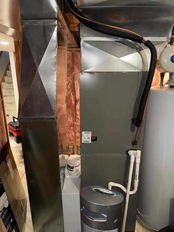 Performed recurring MVP heating service on a 7-year-old furnace system. Inspected copper refrigerant lines and checked connections between furnace and associated ductwork. Confirmed proper operation of humidifier and verified all components were functioning within normal parameters.