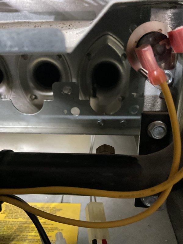 Performed scheduled MVP heating maintenance service. Inspected internal electrical components and connections of furnace system, including circuit board, wiring harnesses, and gas valve assembly. All components functioning properly with no issues detected.