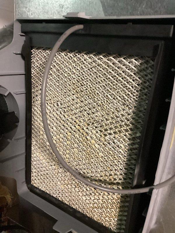 Performed comprehensive furnace maintenance service, including inspection of interior components, electrical connections, and filter system. Unit was found to be in proper working condition with all mechanical and electrical parts functioning as intended.