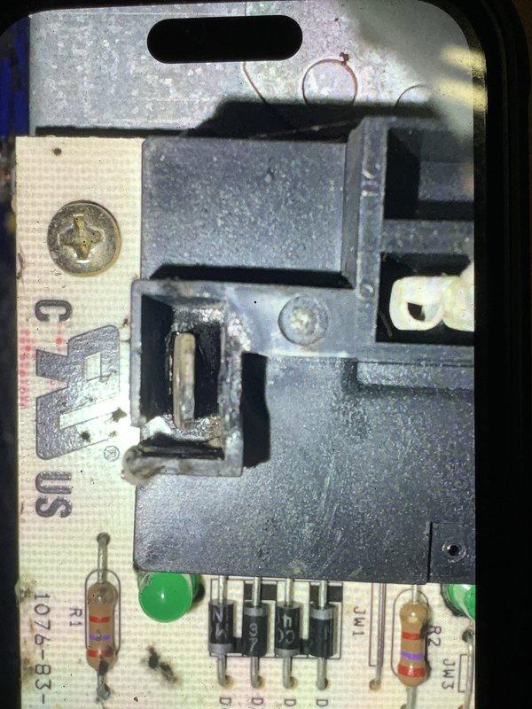 Performed routine maintenance on geothermal HVAC system. Inspected electrical components and control board for proper operation, confirming all connections were secure. System functioning correctly; replaced filter as required per manufacturer specifications.