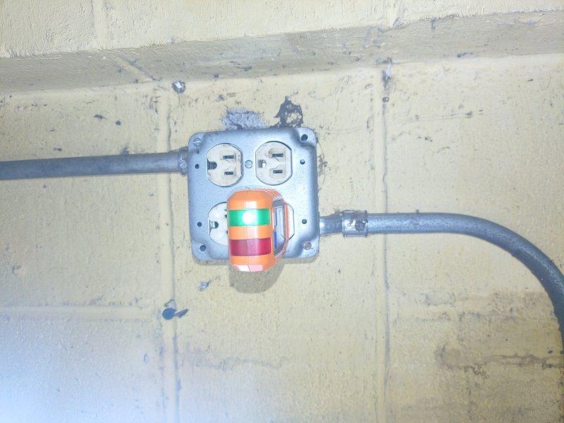 Performed inspection service on 400A commercial panel in detached garage. Conducted comprehensive testing of circuits using digital multimeter, checking voltage at breakers and ensuring proper connections throughout. Examined adjacent junction box with duplex receptacles for proper installation and functionality. All components were operational with no immediate issues requiring remediation.