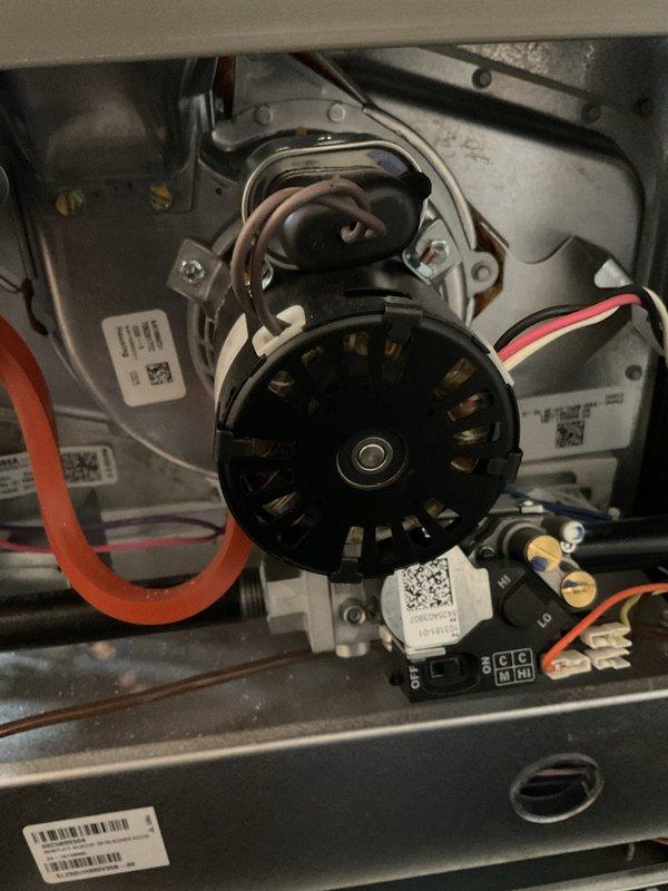 Performed routine furnace maintenance for MVP program, including inspection of the blower motor assembly, electrical connections, and ventilation system. All components were found to be in proper working order with no issues identified during the service.