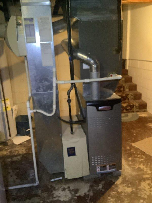 Performed routine maintenance tune-up on residential HVAC system per customer request. Inspected furnace, air handler, and filtration components for proper operation with no issues found. Replaced air filter and verified system functionality upon completion.