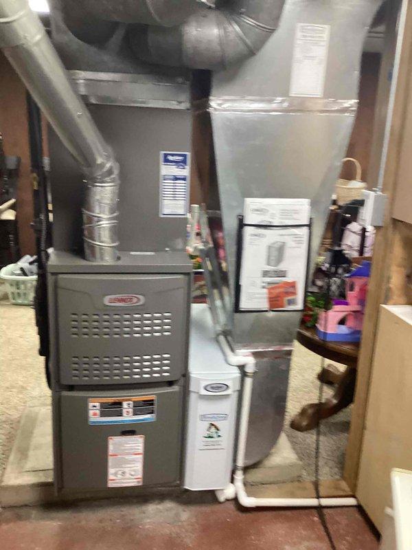 Completed comprehensive AC maintenance and tune-up service on residential HVAC system. Performed thorough inspection of furnace unit, electrical control panel, blower assembly, and all associated wiring connections to ensure proper operation and safety compliance. All components found to be functioning within normal parameters.