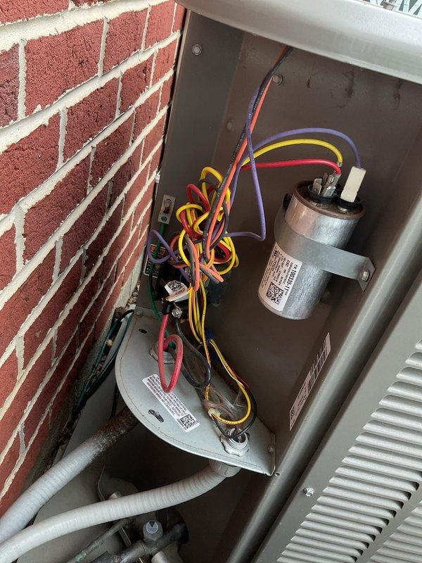 Completed MVP preventive maintenance service on residential air conditioning system. Performed comprehensive inspection of outdoor condenser unit, verifying proper fan operation, checking electrical connections, and inspecting capacitor and control board functionality. All components found operating within normal parameters, with fuses, wiring, and electrical systems in good condition.