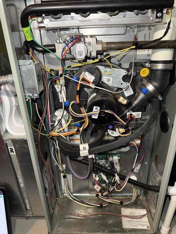Performed comprehensive air conditioning tune-up on residential HVAC system, including inspection of furnace unit, evaporator coil cabinet, and associated ductwork. Verified proper operation of blower motors, heat exchanger assembly, gas valve controls, electrical connections, and control boards, with all components found to be functioning within normal parameters.