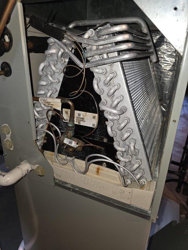 Completed scheduled preventive maintenance cooling visit on residential HVAC system. Performed comprehensive inspection of evaporator coil, blower assembly, control boards, electrical connections, and refrigerant lines. All components found operating within normal parameters with no issues identified during this maintenance visit.