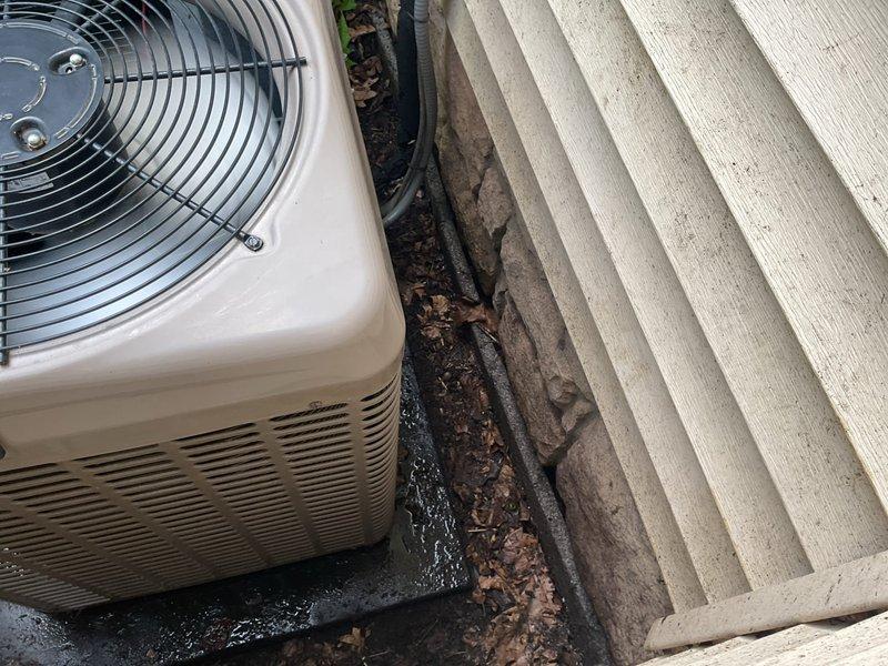 Completed scheduled cooling maintenance on residential air conditioning system. Performed comprehensive inspection of outdoor condenser unit, verified proper operation of compressor and fan motor, checked refrigerant levels, and cleaned condenser coils. Unit operating within normal parameters with no issues identified.