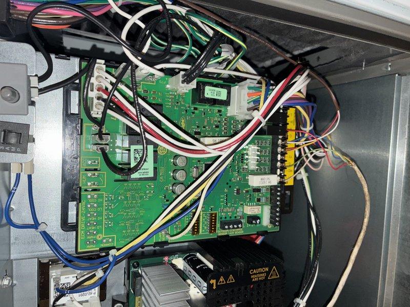 Performed annual preventive maintenance on one-year-old air conditioning system. Conducted comprehensive inspection of control board, electrical connections, evaporator coil assembly, and refrigerant lines. All components found to be operating within normal parameters with proper connections and no visible defects noted.