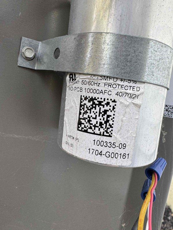Completed MVP air conditioning maintenance service. Inspected and photographed control board assembly and capacitor component, verifying proper wiring connections, terminal integrity, and overall system functionality. All components found in satisfactory operating condition with no deficiencies noted.