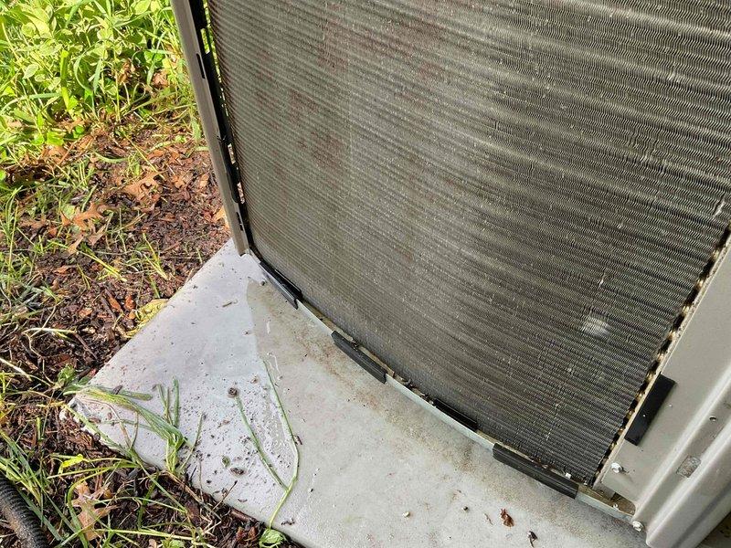 Completed MVP cooling maintenance visit on 5-year-old system. Performed comprehensive inspection of outdoor condenser unit, verified proper operation of all components, and checked refrigerant levels. Unit exterior showed normal weathering consistent with age, with protective mesh grille and mounting pad in serviceable condition. All systems operating within manufacturer specifications at time of service.