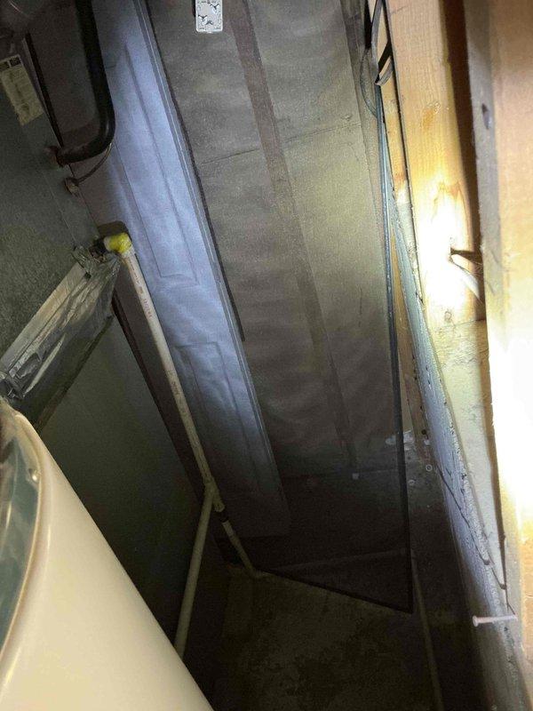Conducted comprehensive HVAC system evaluation for replacement estimate on 1970s-era residential air conditioning unit and indoor air handler. Assessed exterior condensing unit showing significant age-related deterioration and indoor ductwork components to provide multiple replacement options for complete system upgrade.