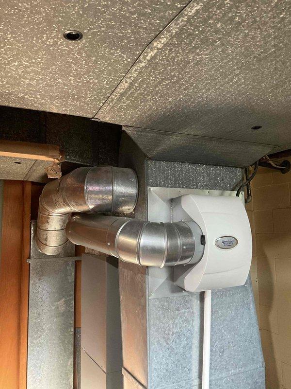 Completed routine maintenance visit on 3-year-old residential air conditioning system. Performed standard inspection of outdoor condensing unit and indoor air handling components including humidifier unit and ductwork connections. All equipment found operating within normal parameters with no issues identified during inspection.