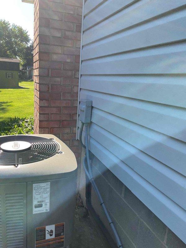 Completed routine maintenance visit on 3-year-old residential air conditioning system. Performed standard inspection of outdoor condensing unit and indoor air handling components including humidifier unit and ductwork connections. All equipment found operating within normal parameters with no issues identified during inspection.