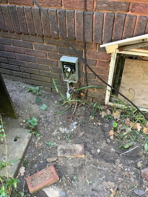 Conducted electrical panel assessment for potential replacement. Inspected existing electrical service equipment and main distribution panel, documented current conditions through photographic documentation of utility area and exterior electrical service entry point. Evaluated panel capacity, condition of service entrance conductors, and overall system integrity to provide comprehensive replacement quote.