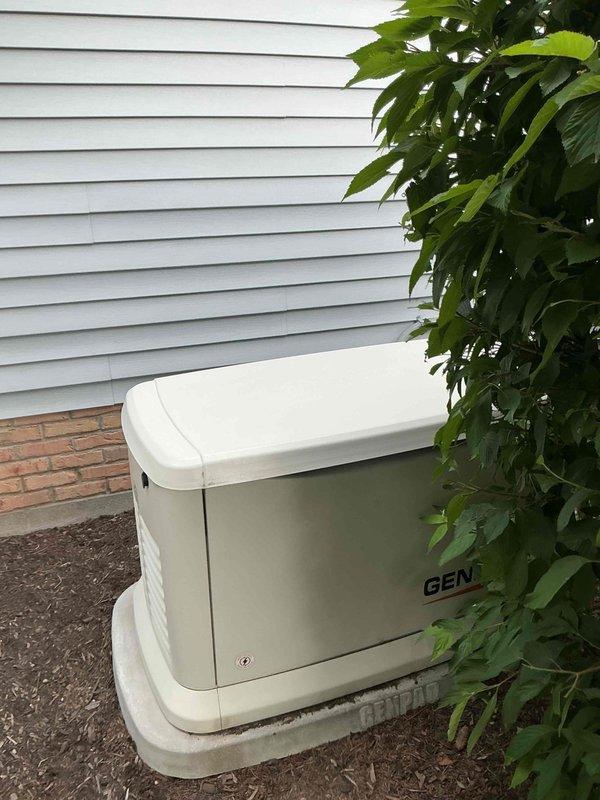 Completed scheduled maintenance on a 22 kW residential standby generator, four years in service. Performed comprehensive inspection of all mechanical and electrical components, verified proper operation of the unit, and ensured system readiness for automatic backup power functionality.