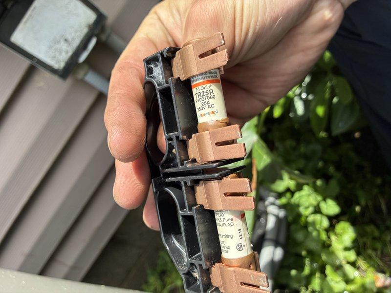 Completed routine maintenance visit on 5-year-old air conditioning system for MVP customer. Inspected electrical components including fuse assembly with T225R rated fuses (600 VAC), confirmed proper operation and secure installation. Performed standard cooling system inspection and maintenance procedures to ensure optimal performance for the upcoming season.