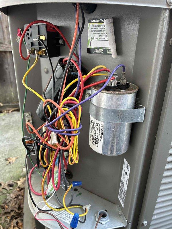 Completed scheduled MVP cooling maintenance visit on outdoor HVAC unit. Performed comprehensive system inspection including visual assessment of condenser unit exterior, heat exchanger coils, and electrical components. Inspected control panel wiring, contactor, and capacitor connections to ensure proper operation and verify all electrical components were functioning within specifications.