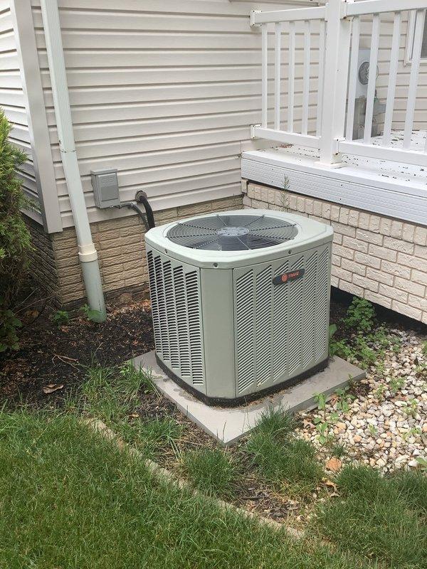 Completed comprehensive MVP air conditioning maintenance on residential split system including indoor air handler and outdoor condensing unit. System inspection revealed equipment in good operating condition with last service notes recommending maintenance plan renewal. Performed standard cooling season preventive maintenance procedures on both indoor and outdoor components to ensure optimal system performance and efficiency for upcoming cooling demands.