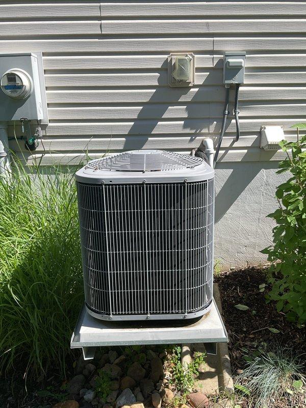 Completed comprehensive AC tune-up on 14-year-old Carrier system, including outdoor condenser unit and indoor furnace inspection. Performed standard maintenance procedures, verified proper operation of all components, and provided complimentary carbon monoxide detector installation for customer safety.
