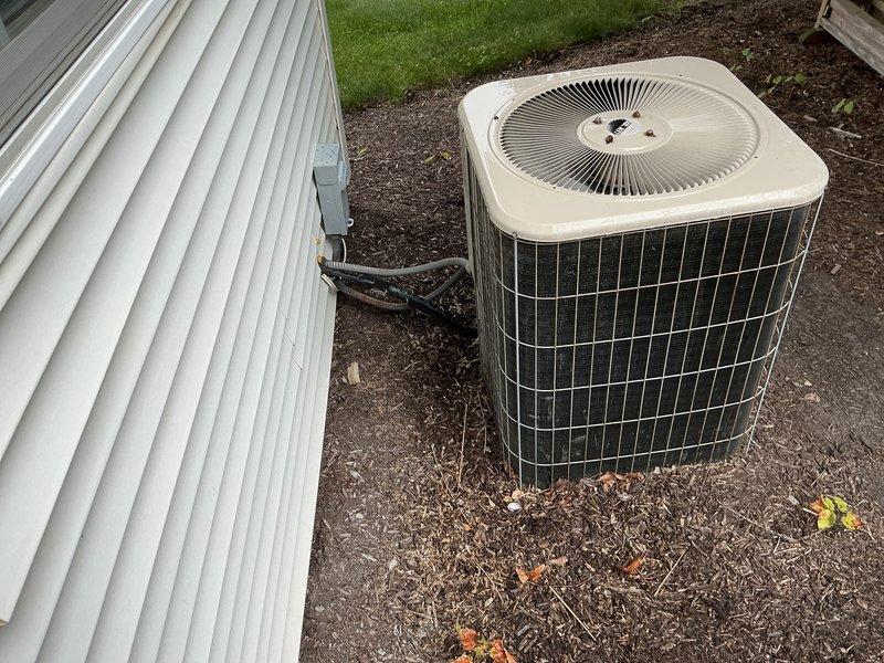 Conducted estimate for complete furnace and air conditioning system replacement at residential property. Customer inquired about promotional offer for complimentary AC unit with furnace purchase after seeing billboard advertisement. Evaluated existing Lennox outdoor condenser unit, refrigerant line sets, electrical disconnect, and associated components to provide comprehensive replacement proposal and confirmed details with customer.