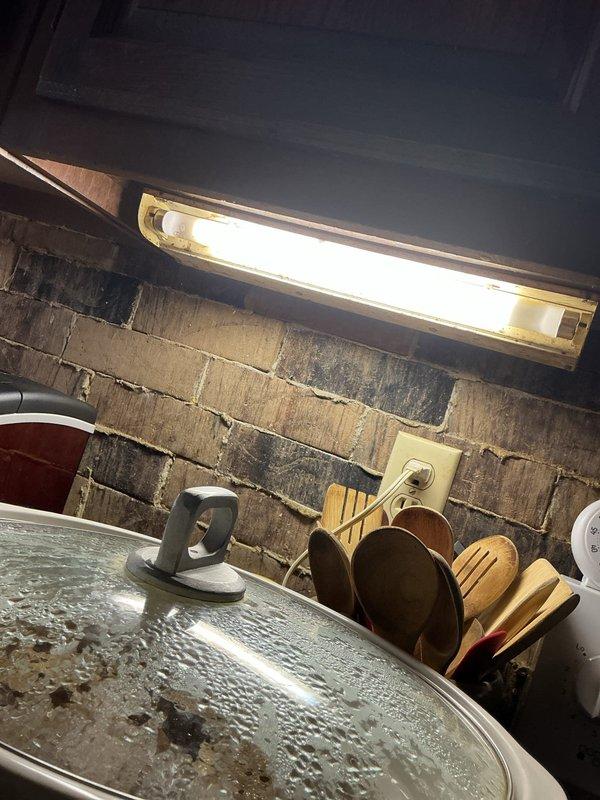 Converted two existing light fixtures to LED lighting in residential garage space. Ordered and installed LED panels to replace outdated fluorescent fixtures, improving energy efficiency and light output. Verified proper operation of both new LED fixtures upon completion.
