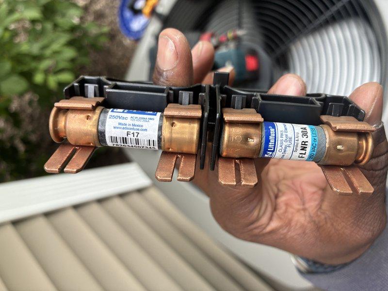 Completed preventive maintenance cooling visit on HVAC system. Performed electrical diagnostics using clamp meter to verify amperage and system performance. Inspected and replaced dual 250VAC fuses in outdoor condensing unit to ensure proper electrical protection and system operation.
