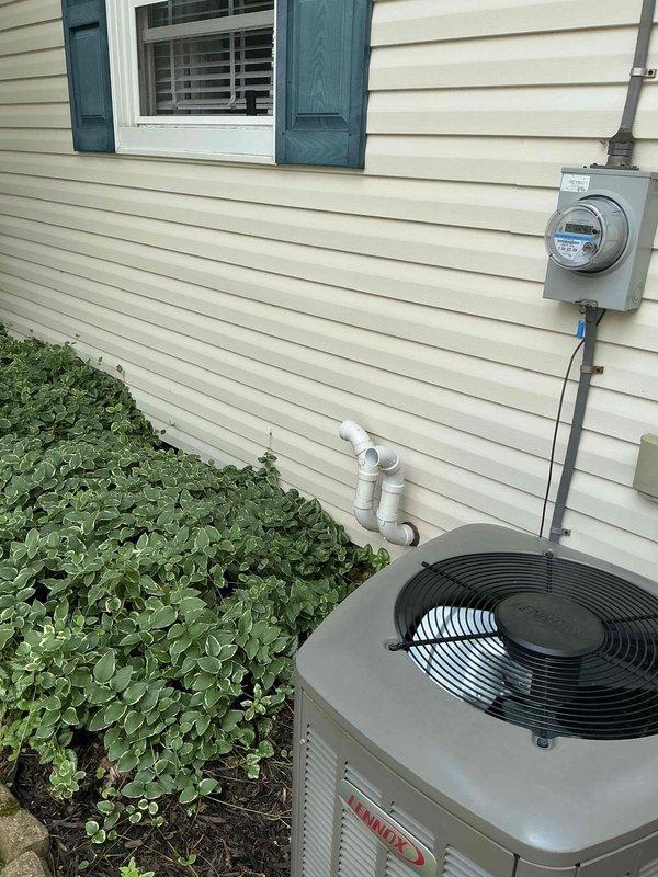 Completed cooling maintenance on Lennox air conditioning system. Performed standard tune-up procedures, inspected exterior condenser unit and interior components, verified system operational status, and confirmed proper functioning of all equipment with no issues identified.