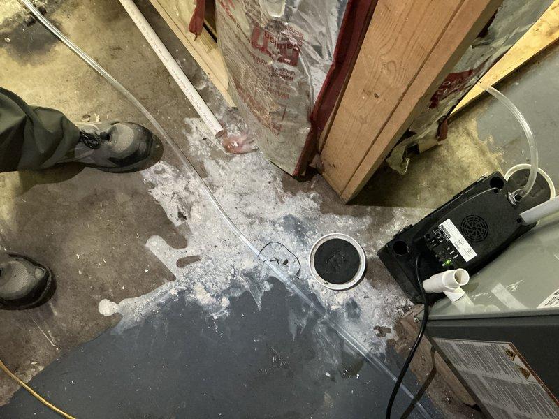 Conducted comprehensive HVAC system assessment for equipment replacement estimate in residential basement utility area. Evaluated existing ductwork infrastructure, including galvanized metal components and flexible connections, along with clearances and access points for new system installation. Documented current mechanical layout, structural framing, and utility routing to determine optimal equipment placement and installation requirements.