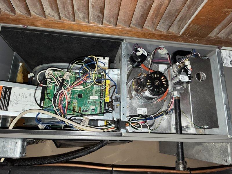 Completed MVP cooling maintenance visit on 6-year-old Goodman air conditioning system. Performed comprehensive inspection of outdoor condenser unit and indoor air handler, verifying proper operation of all mechanical and electrical components. Inspected blower motor assembly, squirrel cage fan wheel, control board connections, and capacitor. All system components found to be in good operating condition with no deficiencies noted.