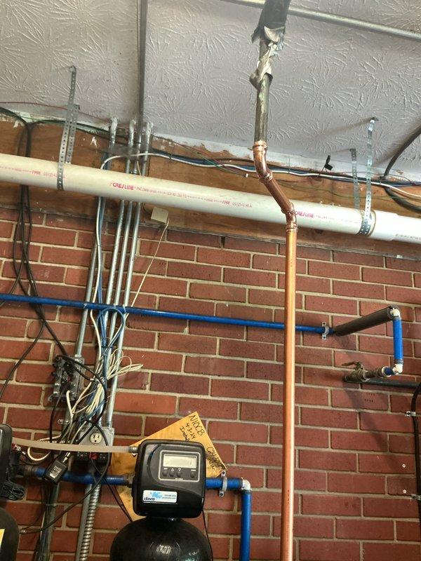 Installed new WR-200R pressure tank to replace failing unit in basement utility area. Replaced associated piping, fittings, tee connections, and pressure switch to ensure proper system operation. All connections were secured and tested for leaks, restoring reliable water pressure throughout the residence.