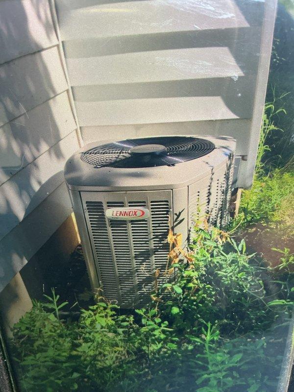 Completed recurring MVP cooling maintenance visit on a 1-year-old Lennox air conditioning system. Performed standard preventative maintenance procedures including inspection of the outdoor condensing unit, verification of proper drainage system operation, and documentation of equipment condition. Unit is operating within normal parameters with no immediate service needs identified.