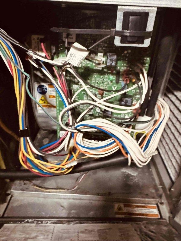 Completed MVP maintenance on 13-year-old air conditioning unit. Performed comprehensive system inspection including electrical components, wiring connections, and control board evaluation. Verified voltage readings at 552V and confirmed all electrical connections secure within the compartment. All system components operating within normal parameters upon completion of maintenance service.