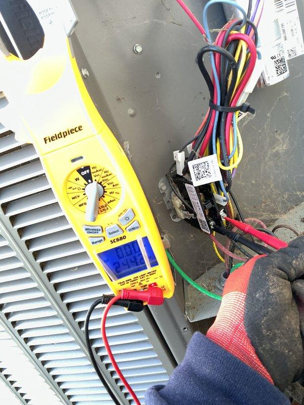Completed MVP cooling maintenance on residential outdoor condensing unit. Performed comprehensive system diagnostics including electrical testing of control board and circuit connections using digital multimeter. Inspected unit exterior condition, filter media, condensate drain lines, and mounting pad. All components operating within normal parameters.