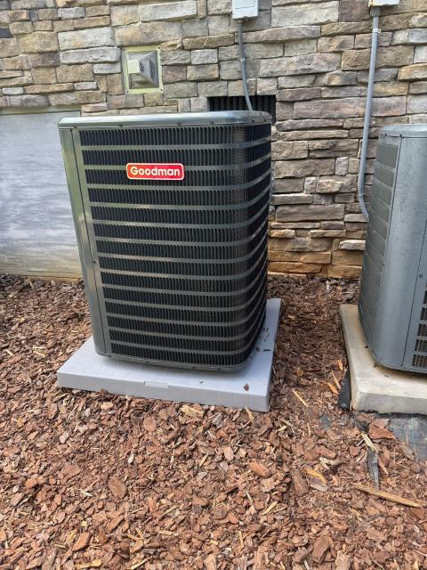 Installed a Goodman Air Conditioner and an Evaporator Coil to replace the customers previous system that was over 19 years old. 