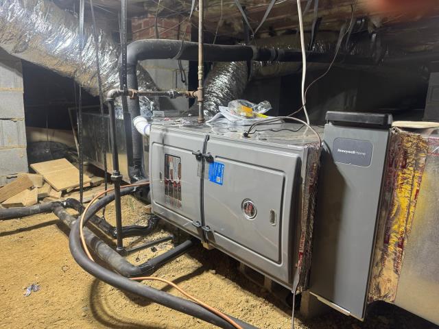 Installed a brand new RUUD Air Conditioner, Evaporator Coil, and Furnace, replacing a 10-year-old unit. The customer also upgraded their Thermostat to a programmable one. 