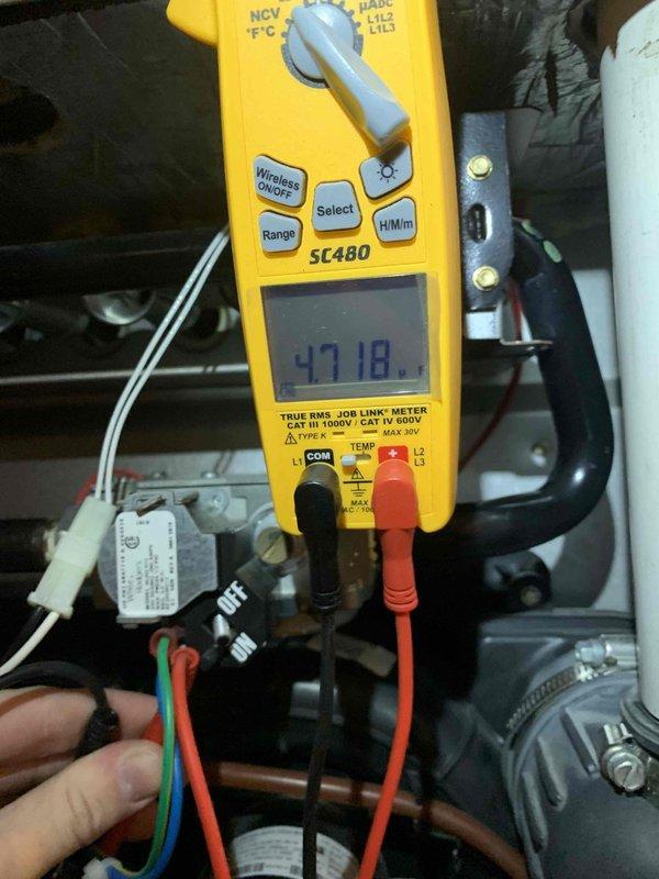 Conducted annual heating maintenance for club member with air handler system. Performed pressure testing with dual port manometer, recording readings of 343/342. Completed electrical system diagnostics using Fieldpiece SC480 multimeter, confirming proper voltage at 47.18V. All systems operating within normal parameters.