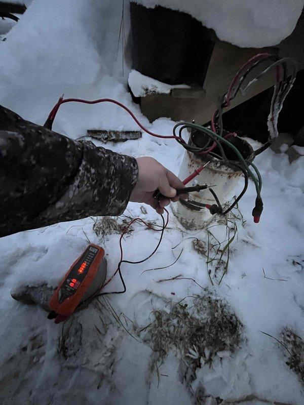 Diagnosed no-water issue on customer's well system. Performed electrical testing with clamp meter to verify pump circuit functionality. Located and repaired faulty wiring connections at the well control box despite challenging winter conditions.