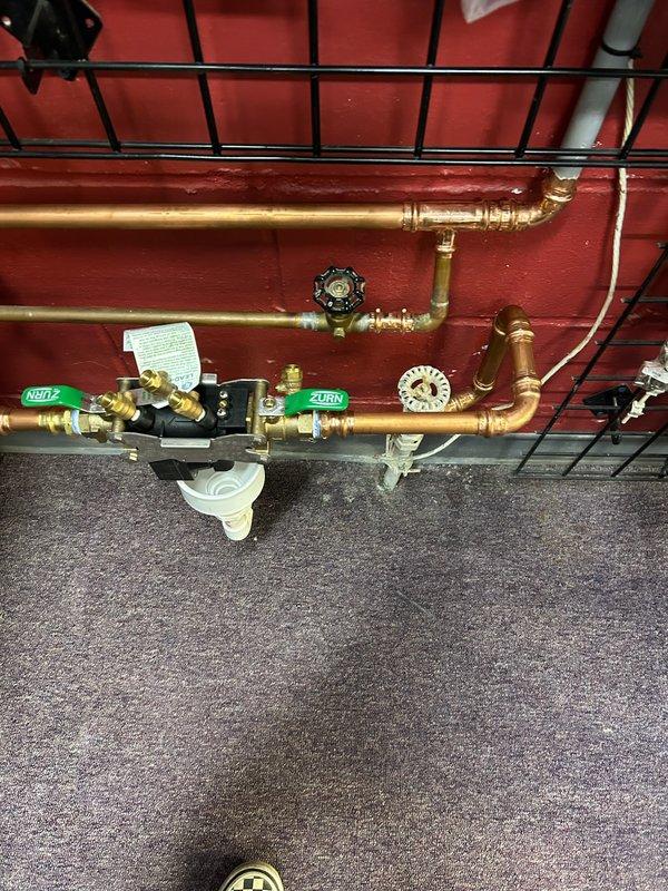 Responded to urgent call for water leak affecting bathroom ceiling. Identified issue with main shut-off valve in plumbing system that customer was unable to operate properly. Accessed crawlspace to inspect pipe network, located and repaired the source of the leak, and demonstrated proper operation of the water shut-off valve to prevent future incidents.
