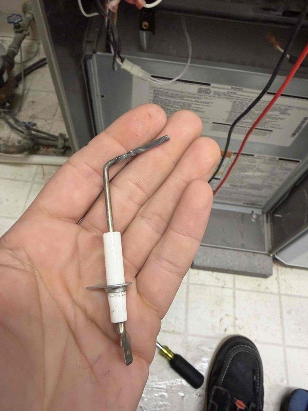 Completed heating maintenance service on a DZ system per the 2-year recurring maintenance agreement. Inspected and tested the igniter assembly, confirming proper operation. Performed gas pressure testing with manometer, recording inlet and outlet pressure readings of 322 and 310 inWC respectively, which fall within manufacturer specifications. All system components functioning correctly.