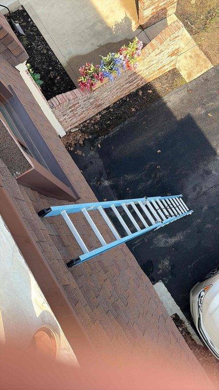 Inspected and serviced rooftop A/C unit; identified need for weatherguard top installation. Will return with extension ladder to complete weatherguard top installation (estimated 10-minute procedure).