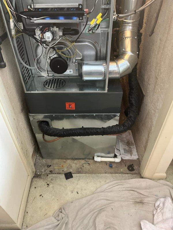 Completed installation of a Remeha Avanta heating system as a return customer installation. System was properly mounted with all required connections, including copper piping and valves, and a CO detector was installed for safety compliance. Verified proper operation with visual flame inspection and ensured all ductwork and exhaust venting were correctly installed and functioning.