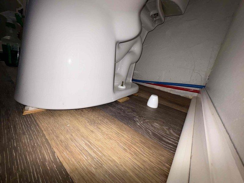 Responded to emergency call for clogged drain in 60-year-old residence. Conducted thorough inspection of bathroom plumbing system, focusing on toilet installation and water supply lines. Verified proper leveling of flooring to ensure optimal drainage functionality.