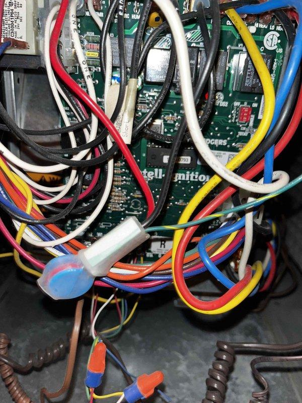Completed routine cooling maintenance for club member. Performed comprehensive inspection of outdoor unit electrical components, including capacitor examination which showed signs of aging, corrosion, and oxidation on terminals and housing. Inspected indoor control board and verified all wire connections, terminals, and electronic components for proper operation and secure attachment.