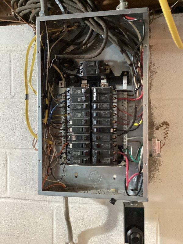 Conducted estimate for complete HVAC system replacement of 27-year-old furnace and matched air conditioning system, both currently non-operational. Assessed existing thermostat wiring configuration and electrical panel capacity to determine compatibility requirements for new equipment installation.