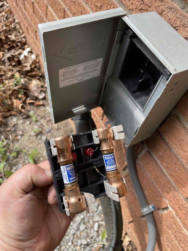 Completed cooling maintenance club visit on air handler system. Performed internal ductwork inspection using digital borescope camera to assess interior conditions and verify system integrity. Inspected outdoor utility disconnect box and service valves with proper identification labeling in place.